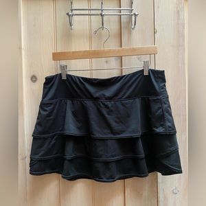 Athleta Tiered Mini Sports Skort - Black Size M